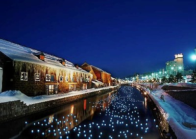 冬の流星　小樽運河